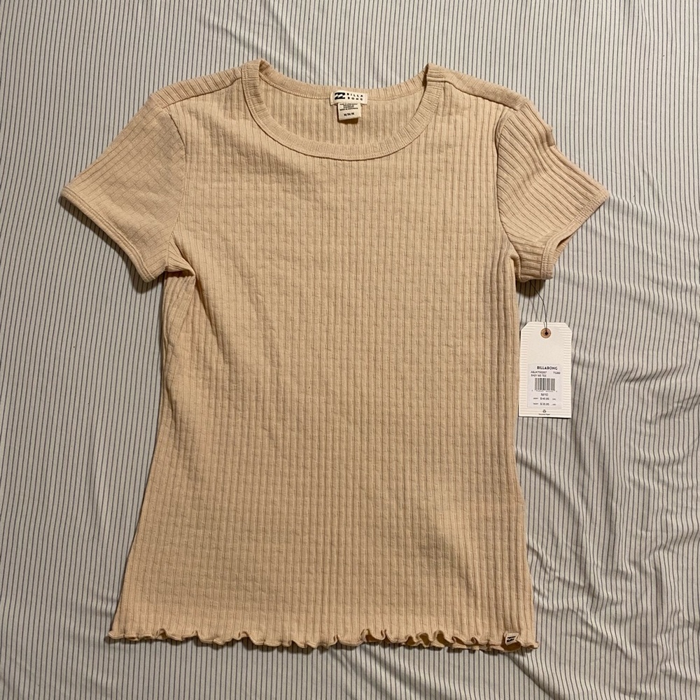 NWT Billabong Scalloped Cotton Tee